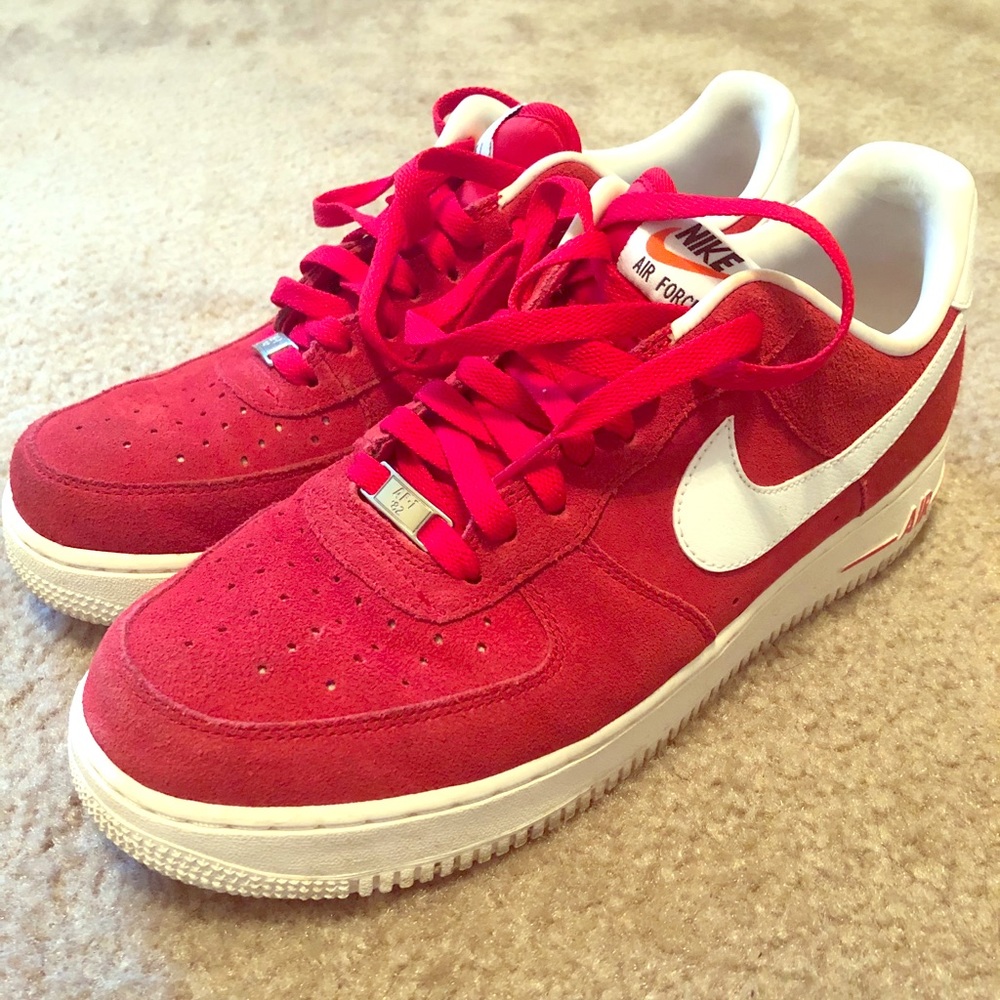 Men’s Air Force 1 Low Red Suede Size 10